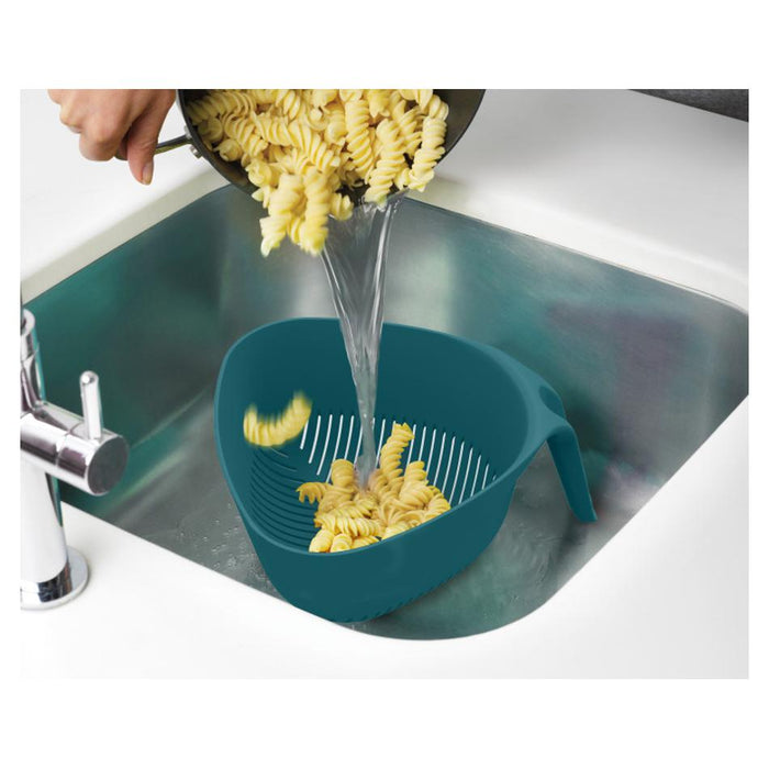 Joseph Joseph Duo Triangular Colander 10548