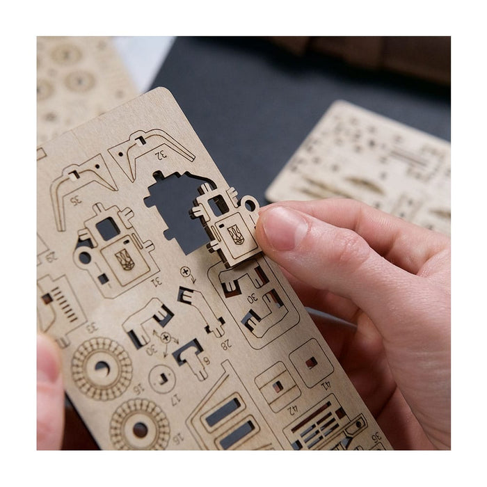 Ugears Military Truck 121690
