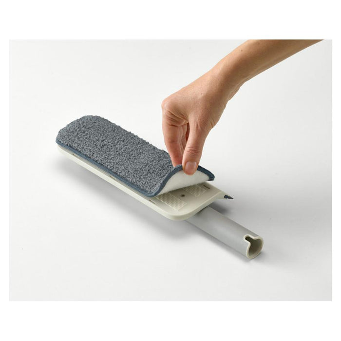 Joseph Joseph CleanTech 2-in-1 glass cleaning squeegee 6500014_5