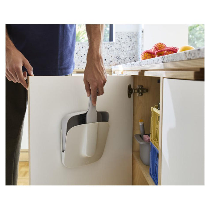 Joseph Joseph CleanTech wall-mounted dustpan & brush 65007_5