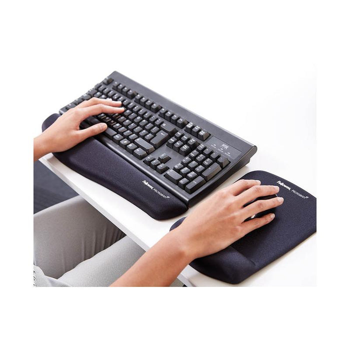 Fellowes PlushTouch Keyboard Wrist Rest Black F9252101_2