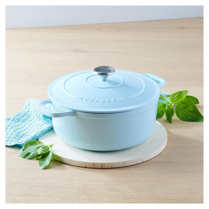 Chasseur Round French Oven Duck Egg Blue 19542