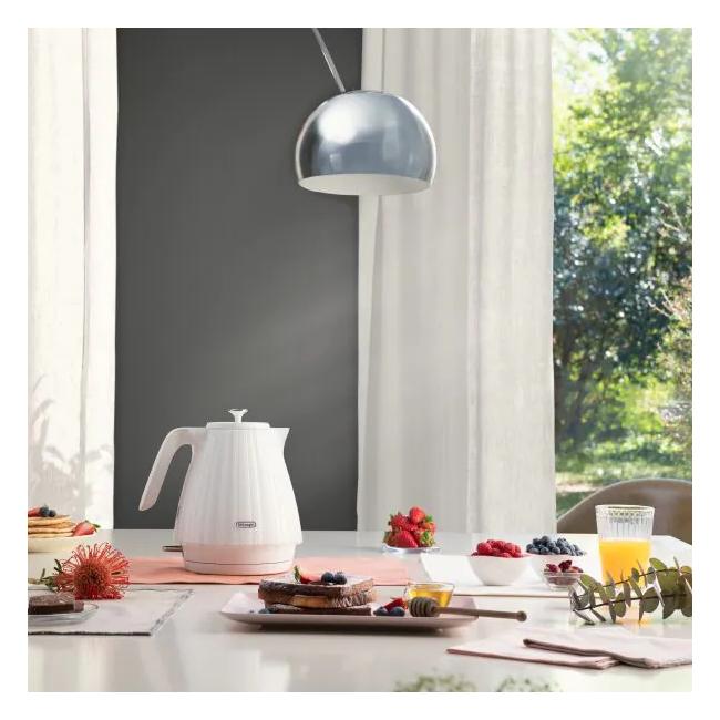 Delonghi Kettle nz Ballerina White KBD2001 (5)