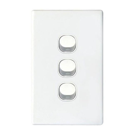 Tradesave 16A 2-Way Vertical 3 Gang Switch. Moulded In Flame Resistant-Folders